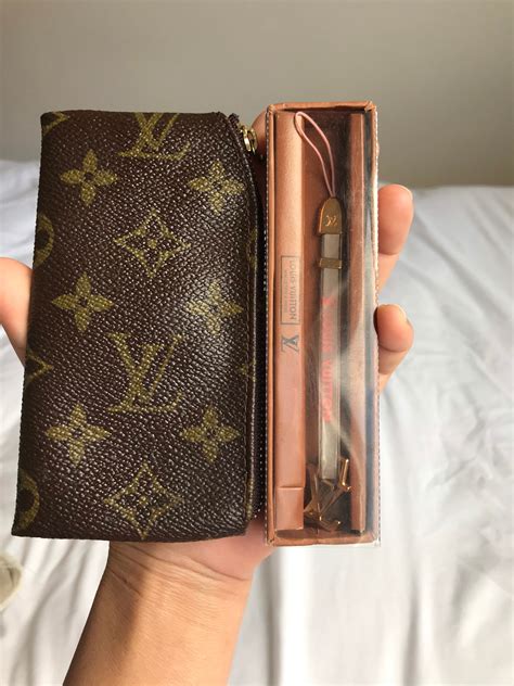 louis vuitton key ring wallet|louis vuitton small wallet keychain.